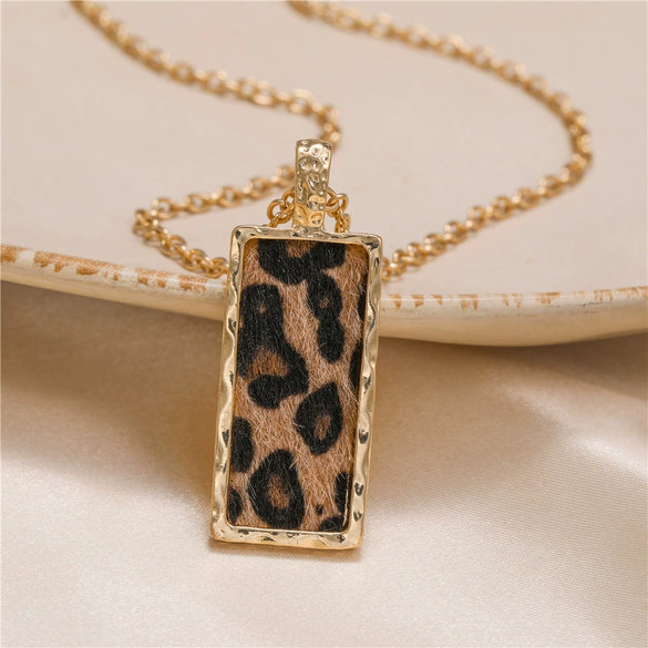 Alloy Geometric Leopard Sweater Chain Necklace With Electroplating For Women