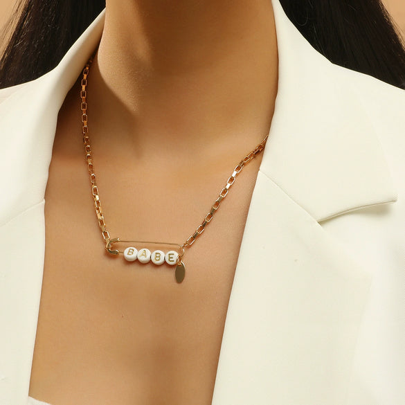 Alloy Geometric Micropaved Zircon Electroplated Paperclip Bracelet For Women
