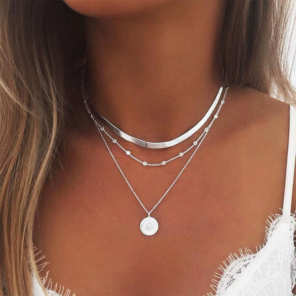 Alloy Geometric Multilayer Lotus Pendant Necklace For Women With Electroplated Blade Chain