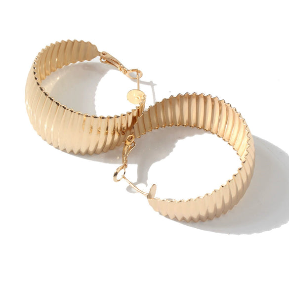 Alloy Geometric Retro Simple Women's Hoop Earrings