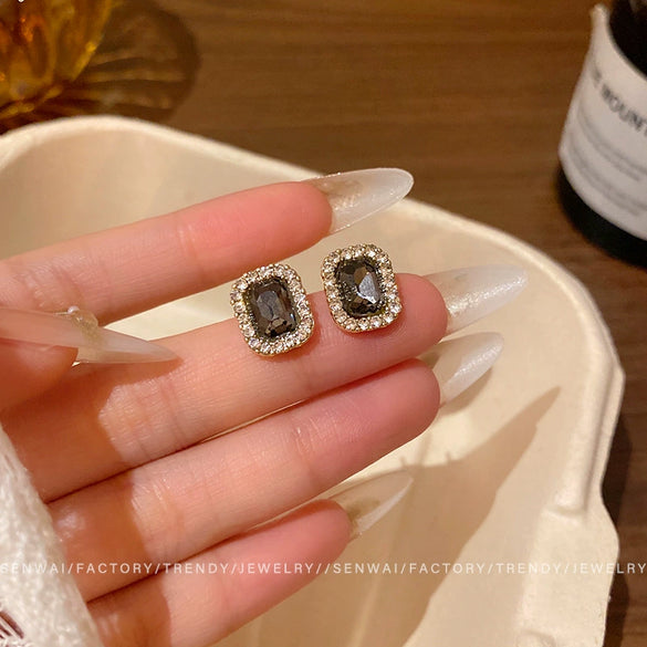 Alloy Geometric Style Electroplated Women's Earrings