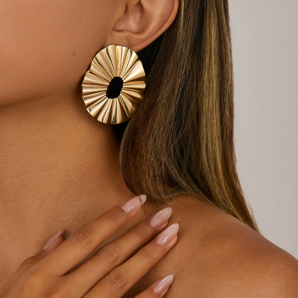 Alloy Geometric Sunflower Hammered Electroplated Women's Earrings