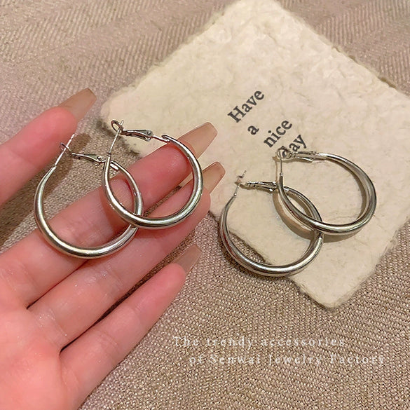 Alloy Geometric Women's Earrings With Electroplating