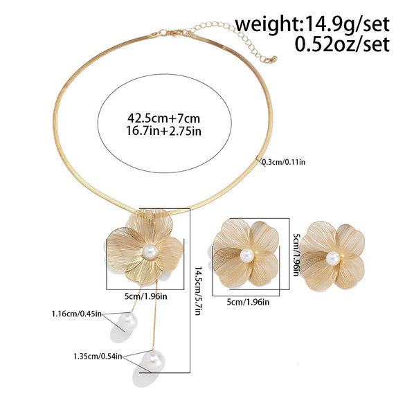 Alloy Ginkgo Leaf Flower Geometric Electroplated Necklace For Women