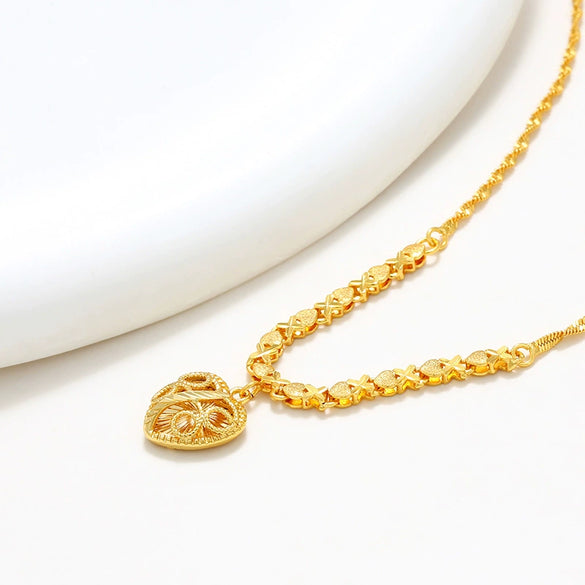Alloy Goldplated Heartshaped Pendant Water Wave Chain Necklace For Women