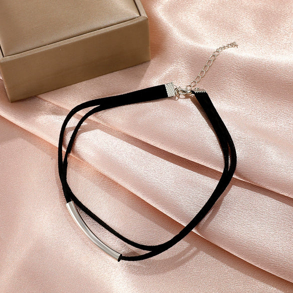 Alloy Gothic Skull Cross Pendant Double Layer Women's Necklace With Geometric Pattern And Electroplating