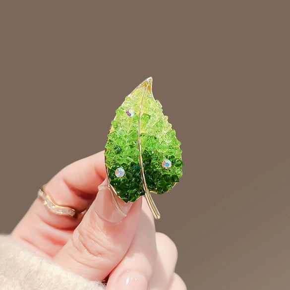 Alloy Green Leaf Brooch Electroplated For Women With Niche Design Sense