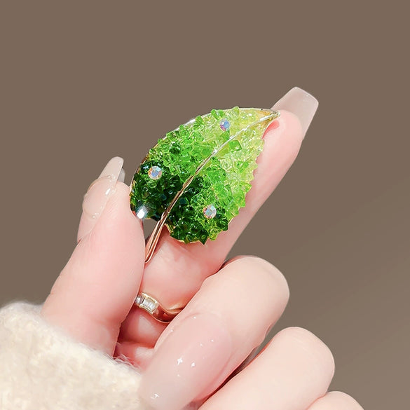 Alloy Green Leaf Brooch Electroplated For Women With Niche Design Sense