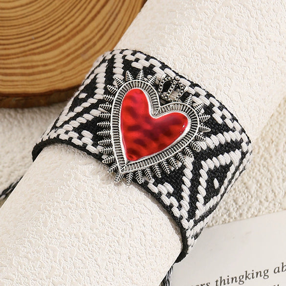 Alloy Handmade Heart Shape Vintage Style Unisex Bracelet