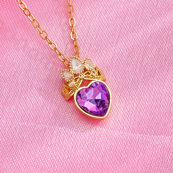 Alloy Heart Pendant Women's Necklace With Diamond Embedded And Geometric Pattern And Electroplating Design