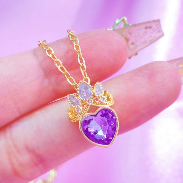 Alloy Heart Pendant Women's Necklace With Diamond Embedded And Geometric Pattern And Electroplating Design