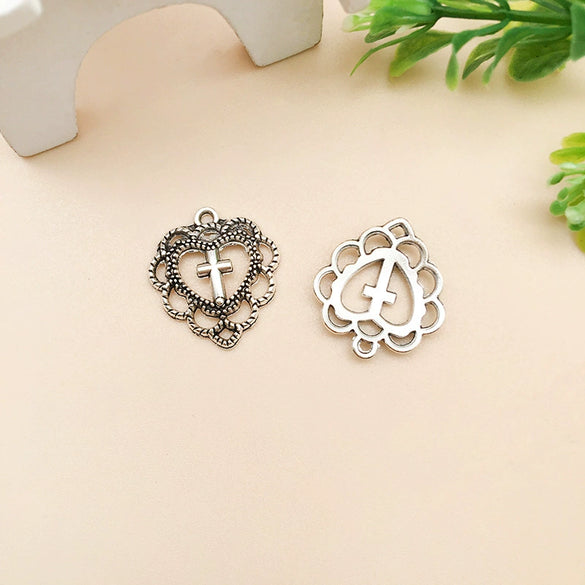 Alloy Heart Shape Retro Ancient Style Beaded Pendant Jewelry Accessories Necklace Bracelet Electroplated