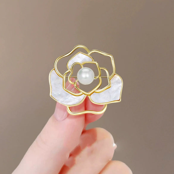 Alloy Hollow Camellia Animal Shaped Pearl Brooch With Electroplating Natural Style Fashion Accessory For Women