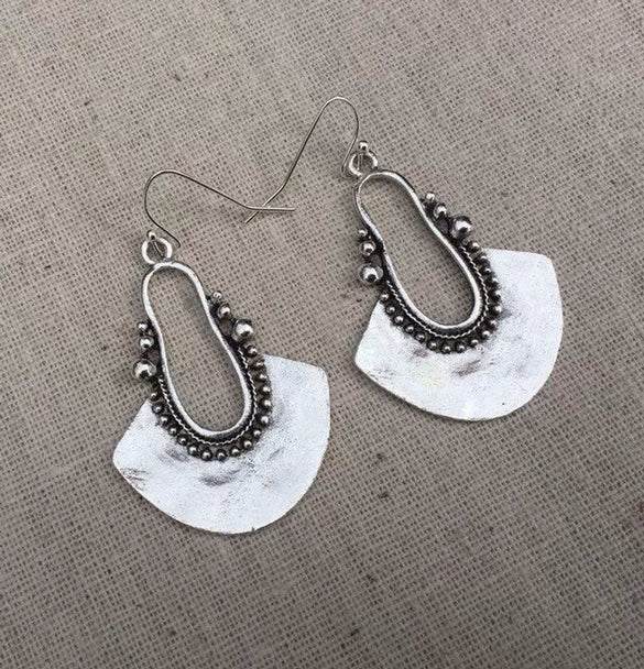 Alloy Hollow Fan Shaped Geometric Pendant Earrings For Women Electroplated Retro Fashion Accessories