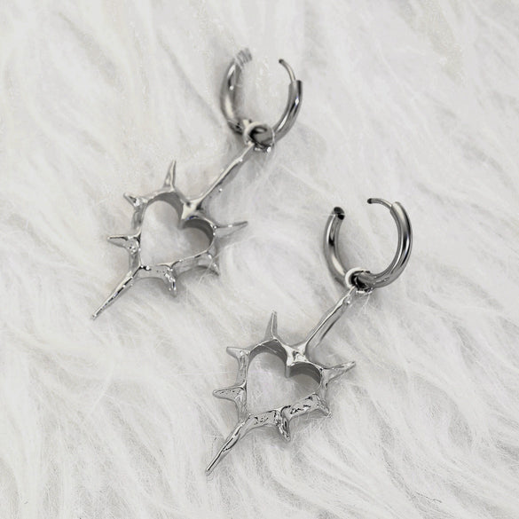 Alloy Hollowout Thorns Peach Heart Geometric Electroplated Unisex Earrings