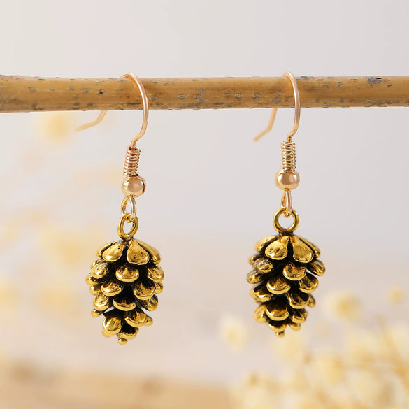 Alloy Imitation Pine Cone Women's Earrings With Leaves Pattern Electroplating Retro Fashion Personality Style