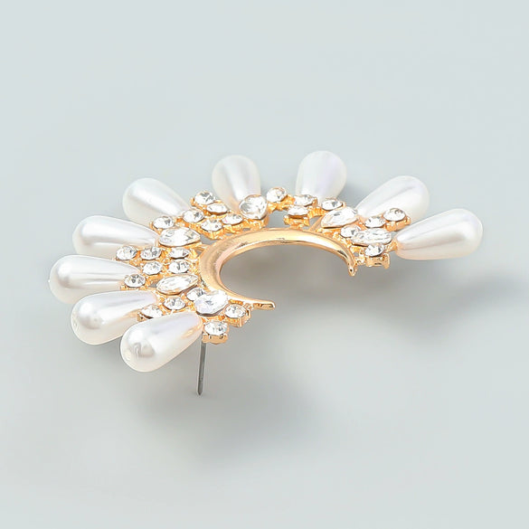 Alloy Inlaid Diamond And Pearl Halfmoon Flower Earrings For Women