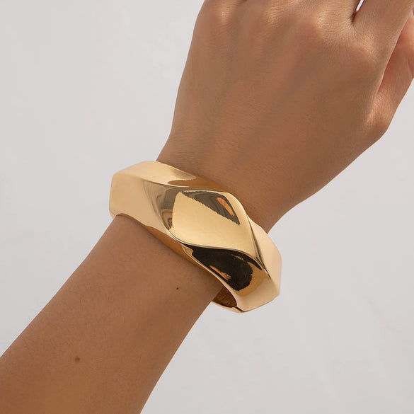 Alloy Ins Style Asymmetrical Cut Edge Spring Bracelet Electroplated