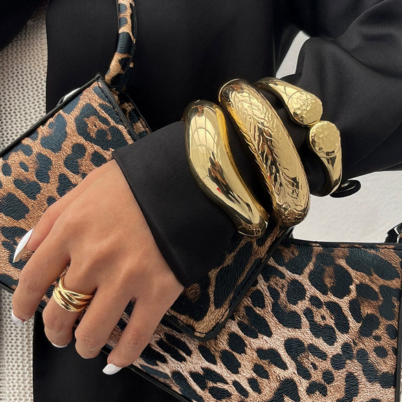 Alloy Irregular Metal Electroplated Smooth Bracelet With Water Ripple Design