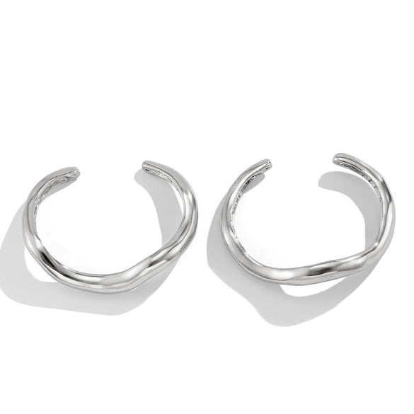 Alloy Irregular Wave Shaped Opening Bracelet Electroplated Jewelry For Ladies