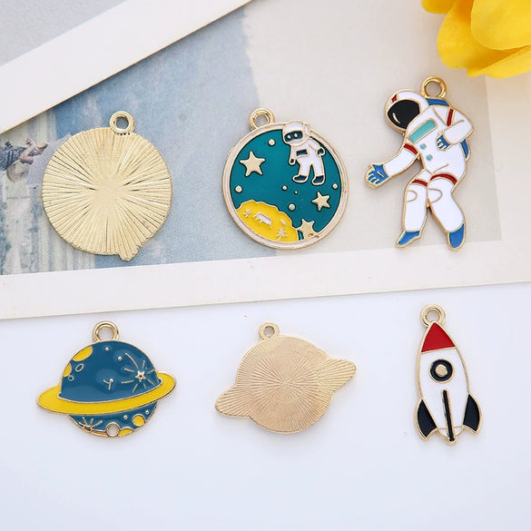 Alloy Jewelry Accessories Dripping Oil Pendant Star Universe Astronaut Earring Pendant Key