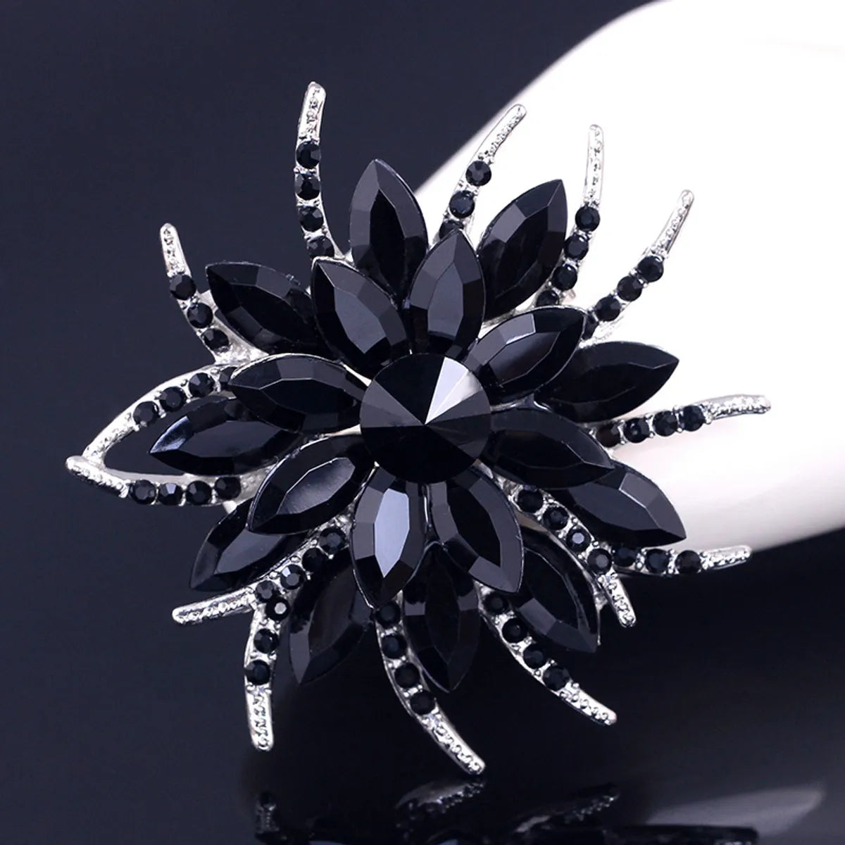 Flower Alloy Plating Women'S Brooches