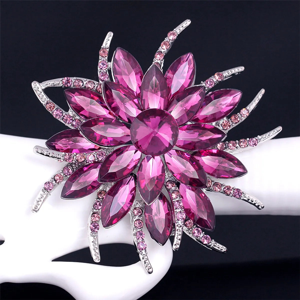 Flower Alloy Plating Women'S Brooches