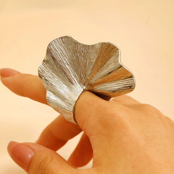 Alloy Leaf Design Irregular Pleated Joint Ring Electroplated