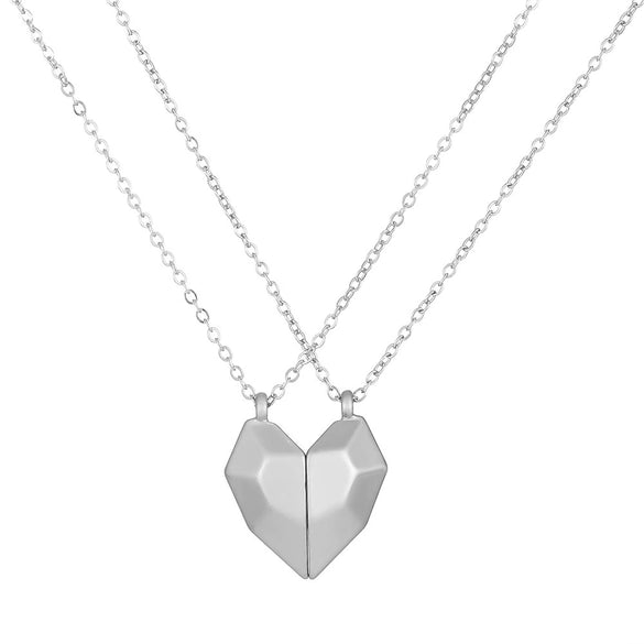 Alloy Magnetic Love Splicing Clavicle Chain Couple Necklace With Heart Pattern And Electroplating Treatment