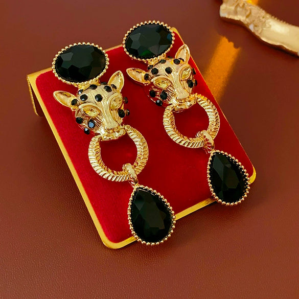 Alloy Medieval Vintage Needle Earrings With Diamond Animal Tiger Head And Water Drop Shape Design