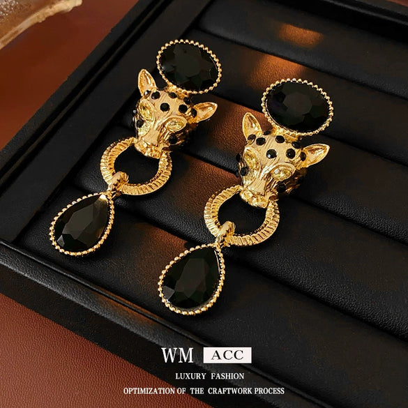 Alloy Medieval Vintage Needle Earrings With Diamond Animal Tiger Head And Water Drop Shape Design