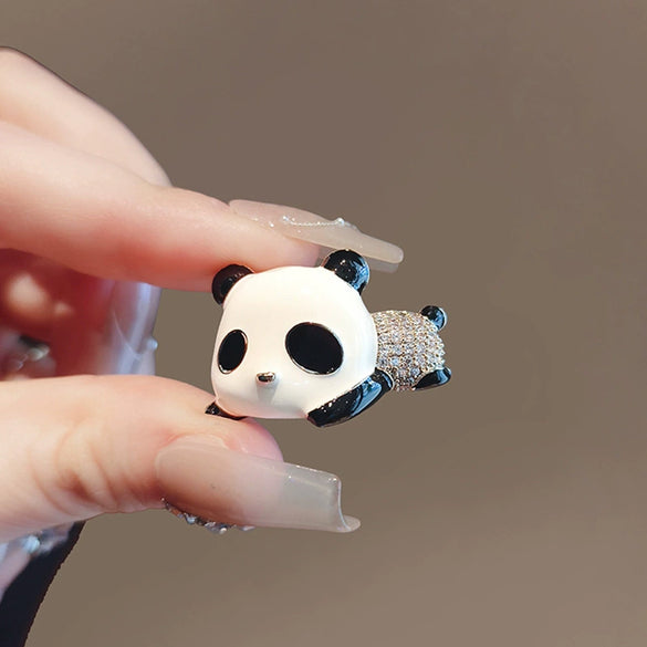 Alloy Panda Brooch Natural Animals Style Electroplating Treatment Ladies Accessories