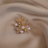 Alloy Pearl Leaf Rhinestone Antiglare Buckle Flower Brooch Electroplated Women's Minimalist Luxury Accessory