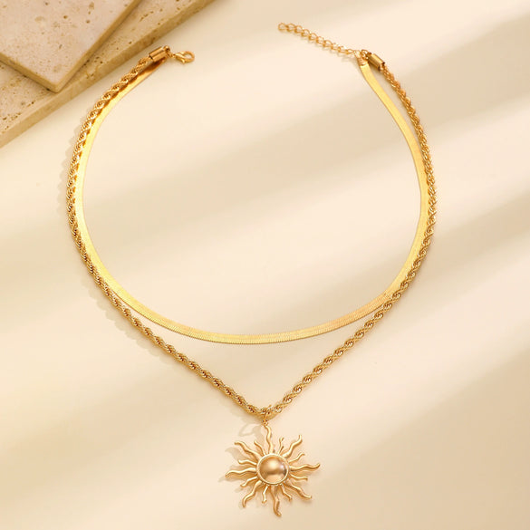 Alloy Pendant Necklace Electroplating Minimalist Style Sunflower Flame Design Unisex