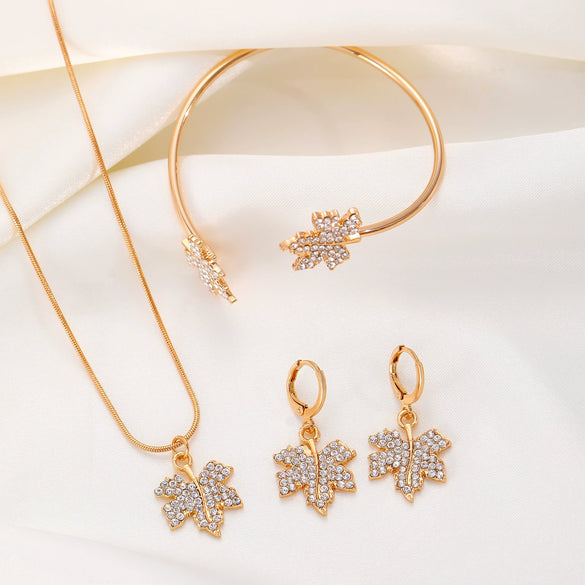Alloy Plants And Flowers Diamond Jewelry Women's Threepiece Set Necklace Earrings Bracelet