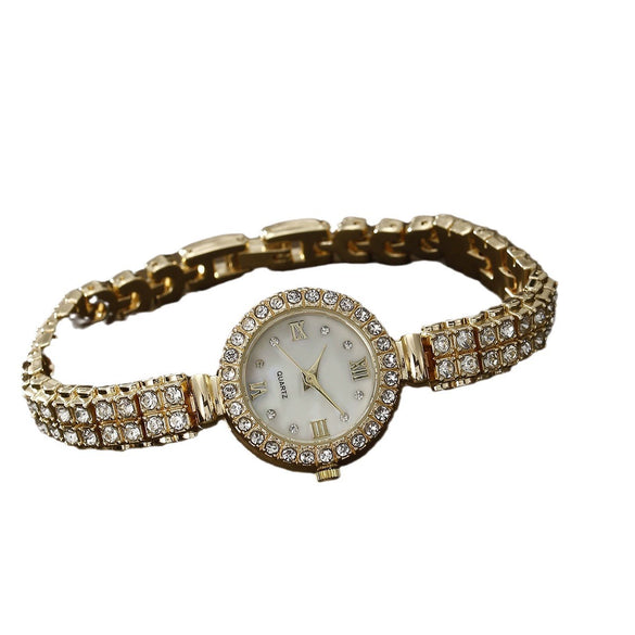 Alloy Quartz Bracelet Watch With Round Diamond For Female Compact Exquisite And Leisure Style Jewelry Set