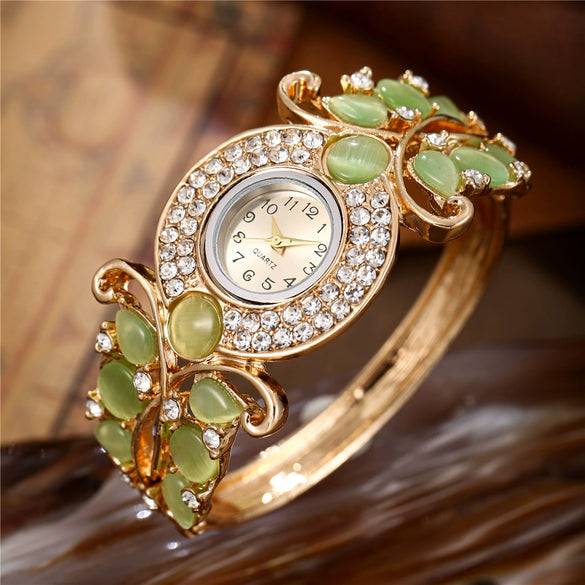 Alloy Quartz Watch With Diamond Decoration And Hollow Bracelet For Women Fashion Style Round Dial