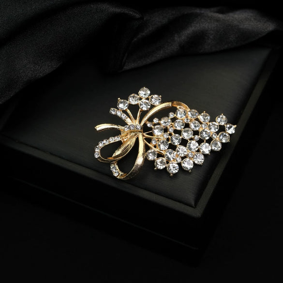 Alloy Retro Flower Brooch Electroplated Antilight Women's Jewelry Accessories