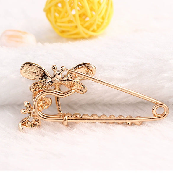 Alloy Rhinestone Animal Dragonfly Electroplated Brooch Clothing Accessories