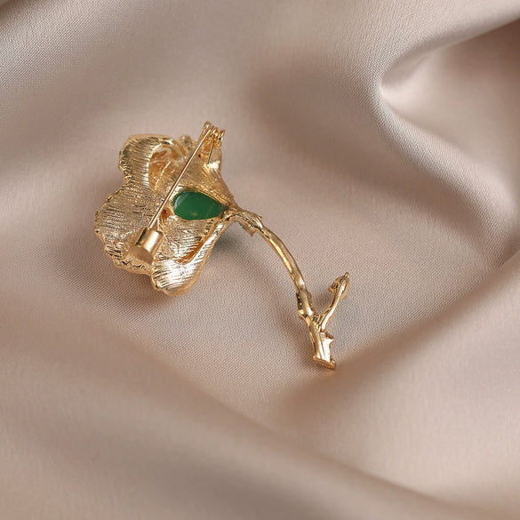 Alloy Rhinestone Electroplated Ginkgo Leaf Flower Brooch For Women