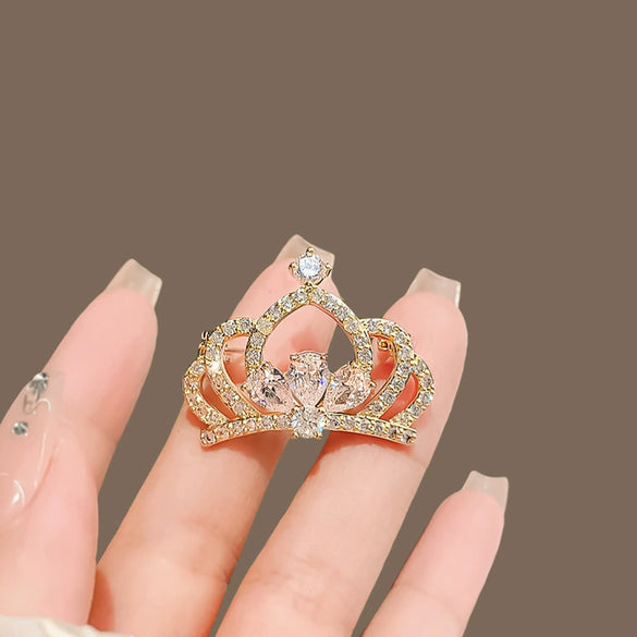 Alloy Rhinestone Women's Crown Brooch Electroplated Highend Elegant Accessories