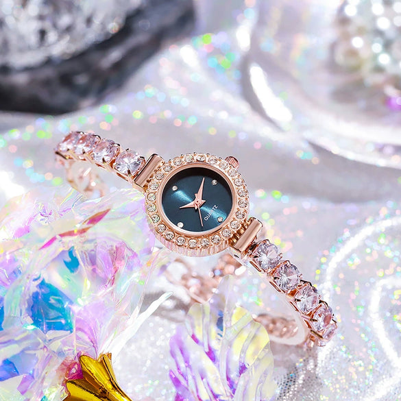 Alloy Round Pigeon Egg Rhinestone Twist Chain Women's Quartz Watch