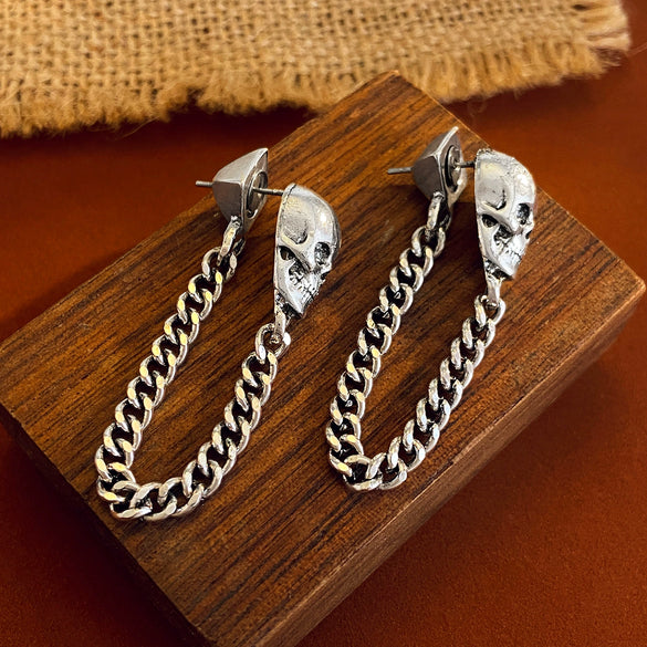 Alloy Skull Stud Earrings With 14K Gold Ear Needles Electroplated Retro Cold Style For Women