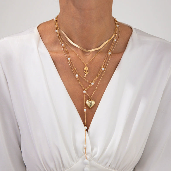 Alloy Snake Bone Chain Clavicle Necklace With Heart Shape And Flower Pattern Electroplating Processing