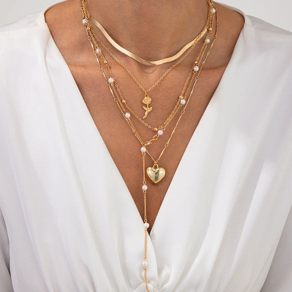 Alloy Snake Bone Chain Clavicle Necklace With Heart Shape And Flower Pattern Electroplating Processing