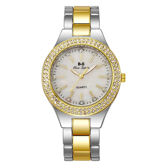 Alloy Steel Quartz Watch Casual Style Round Dial For Women
