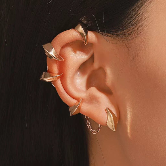 Alloy Thorn Spine Bone Mechanical Style Electroplated Ear Clip For Men And Women