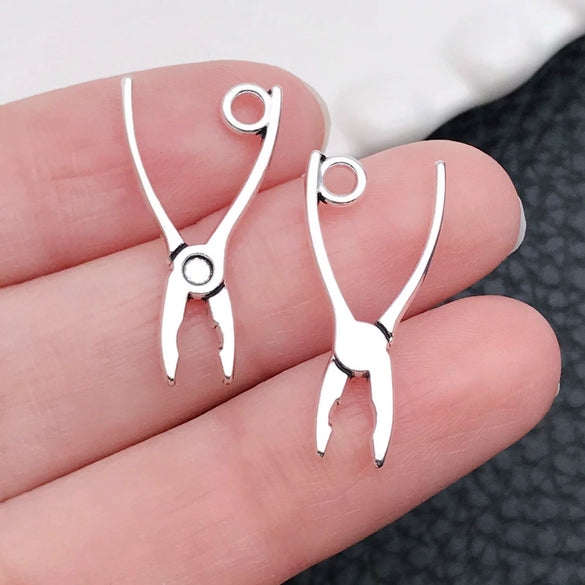 Alloy Tool Shaped Jewelry Accessories Pendant With Electroplating
