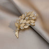 Alloy Wheat Ear Women's Niche Design Antiglare Light Luxury Brooch With Flower Pattern And Electroplating Treatment