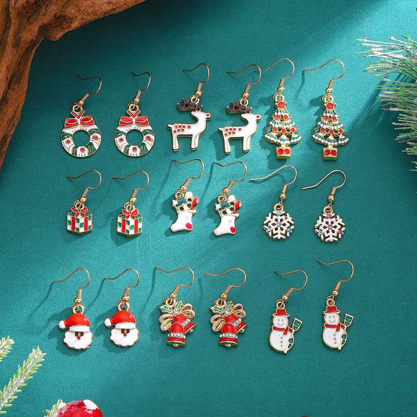 Alloy Women's Festival Elements Geometric Christmas Tree Elk Snowman Necklace Earrings Set With Electroplating